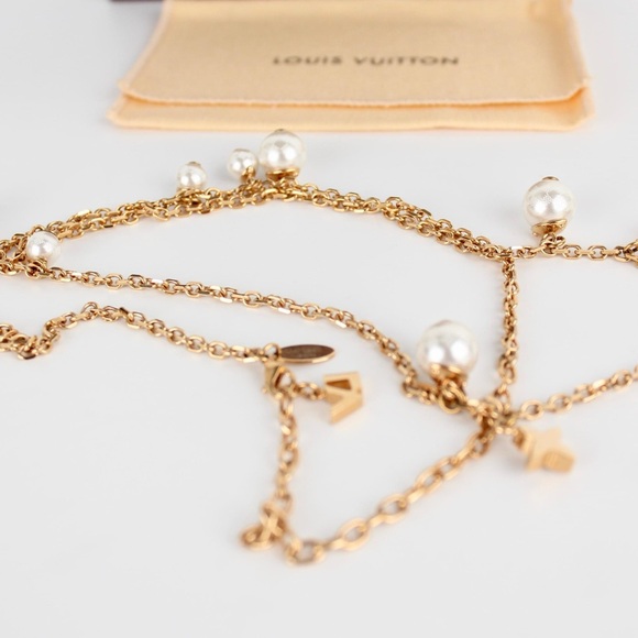 LOUISE VUITTON CHARMY PEAL LONG NECK LACE - Picture 3 of 4